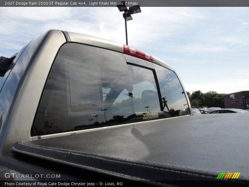 Light Khaki Metallic / Khaki 2007 Dodge Ram 2500 ST Regular Cab 4x4