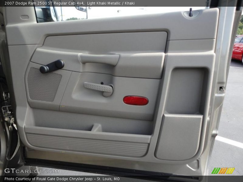 Light Khaki Metallic / Khaki 2007 Dodge Ram 2500 ST Regular Cab 4x4