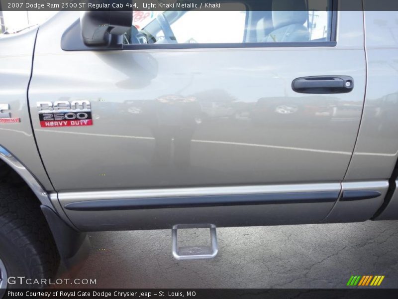 Light Khaki Metallic / Khaki 2007 Dodge Ram 2500 ST Regular Cab 4x4