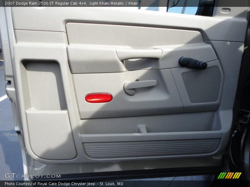 Light Khaki Metallic / Khaki 2007 Dodge Ram 2500 ST Regular Cab 4x4