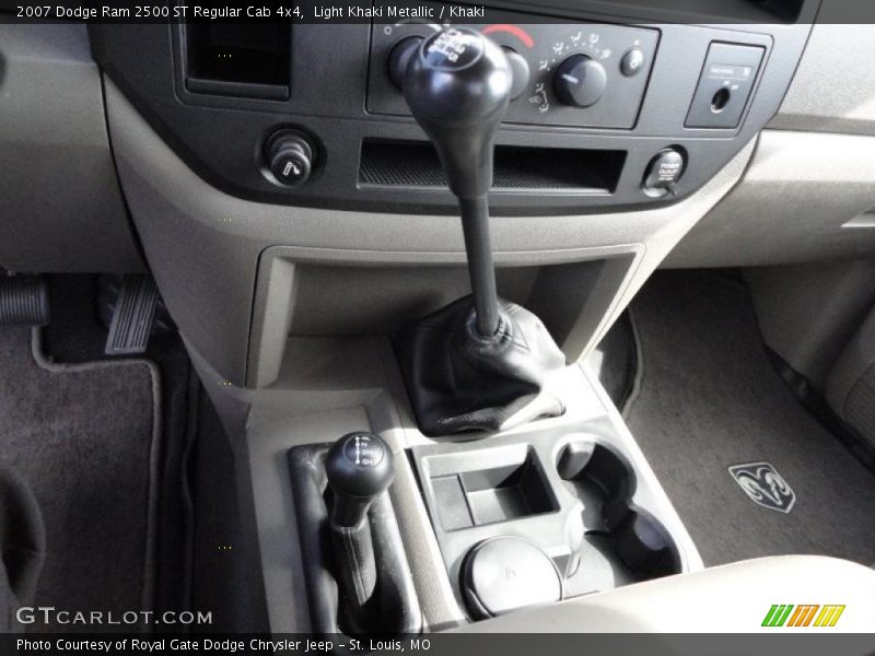 Light Khaki Metallic / Khaki 2007 Dodge Ram 2500 ST Regular Cab 4x4