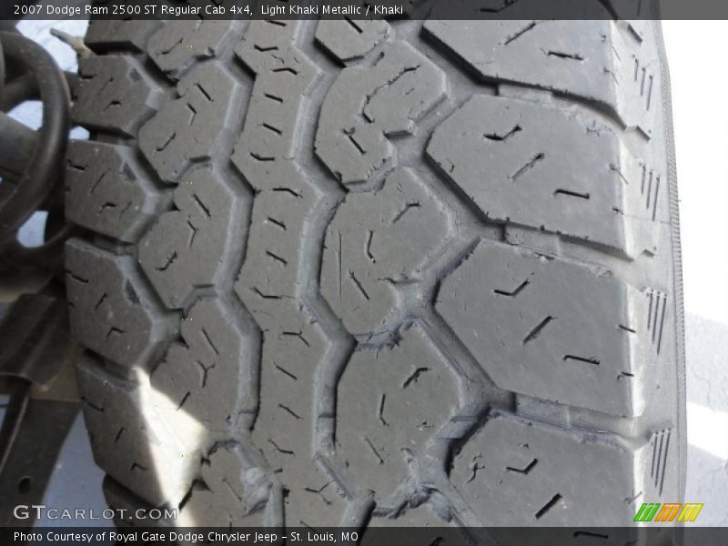 Light Khaki Metallic / Khaki 2007 Dodge Ram 2500 ST Regular Cab 4x4