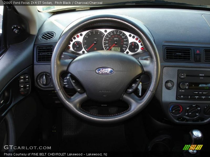 Pitch Black / Charcoal/Charcoal 2005 Ford Focus ZX4 ST Sedan