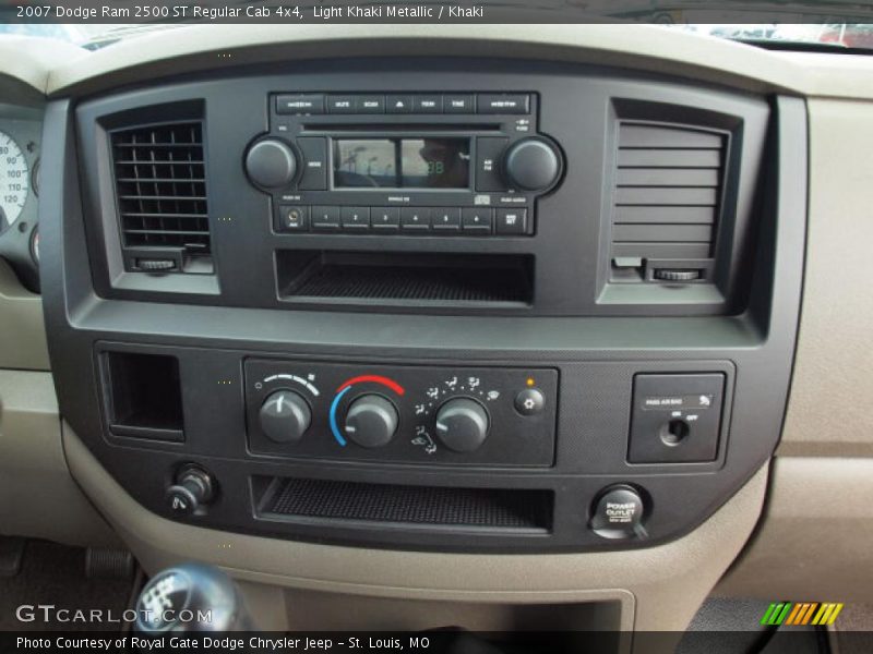 Light Khaki Metallic / Khaki 2007 Dodge Ram 2500 ST Regular Cab 4x4