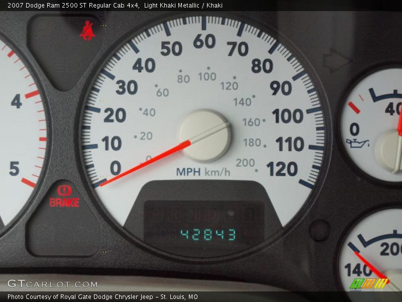 Light Khaki Metallic / Khaki 2007 Dodge Ram 2500 ST Regular Cab 4x4