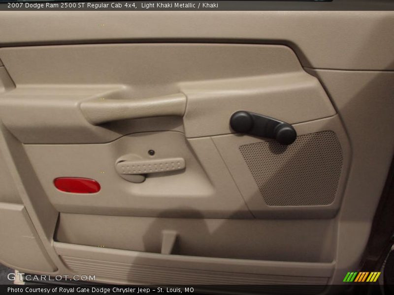 Light Khaki Metallic / Khaki 2007 Dodge Ram 2500 ST Regular Cab 4x4