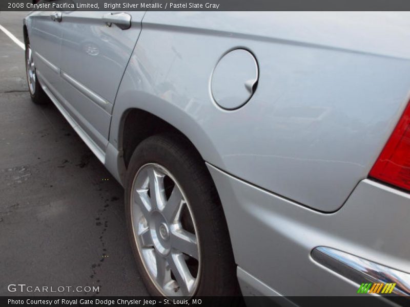 Bright Silver Metallic / Pastel Slate Gray 2008 Chrysler Pacifica Limited