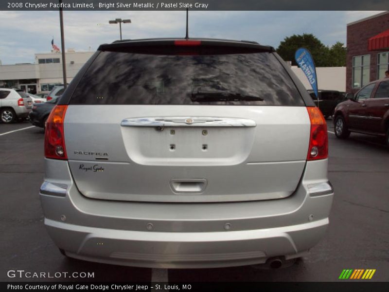 Bright Silver Metallic / Pastel Slate Gray 2008 Chrysler Pacifica Limited