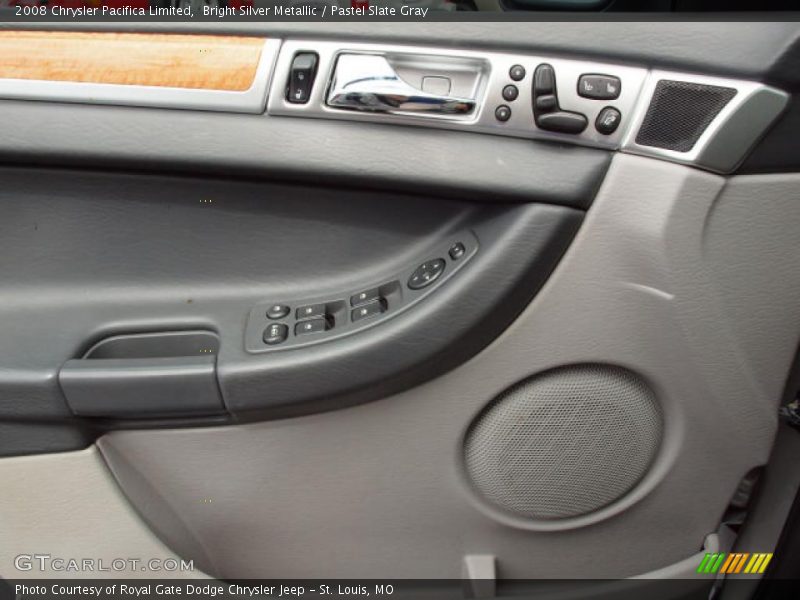 Bright Silver Metallic / Pastel Slate Gray 2008 Chrysler Pacifica Limited