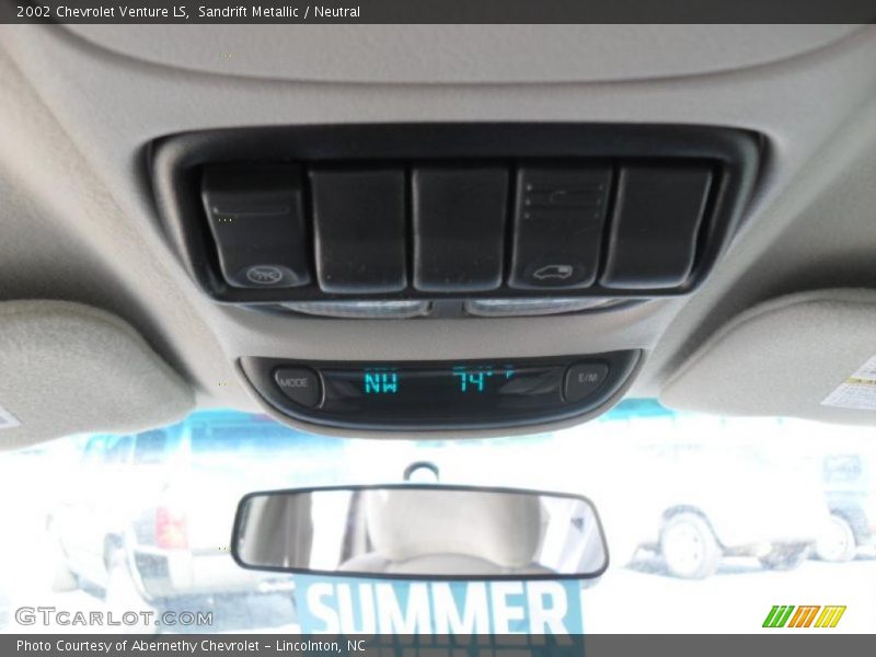 Sandrift Metallic / Neutral 2002 Chevrolet Venture LS