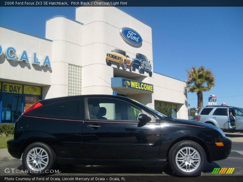 Pitch Black / Charcoal/Light Flint 2006 Ford Focus ZX3 SE Hatchback
