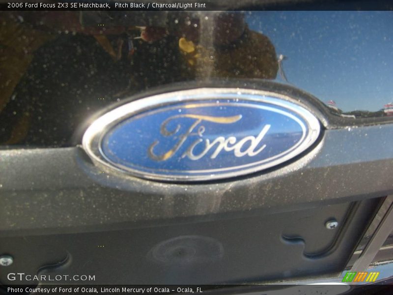 Pitch Black / Charcoal/Light Flint 2006 Ford Focus ZX3 SE Hatchback