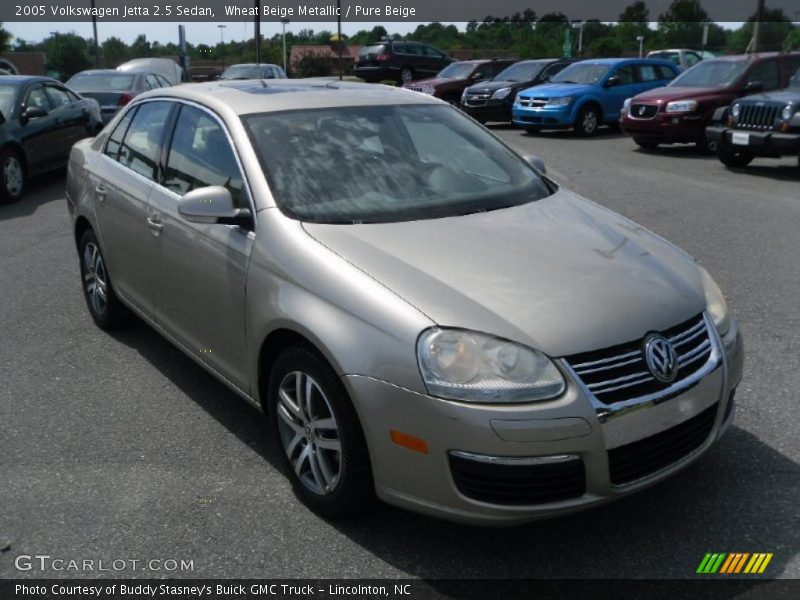 Wheat Beige Metallic / Pure Beige 2005 Volkswagen Jetta 2.5 Sedan