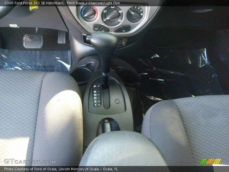 Pitch Black / Charcoal/Light Flint 2006 Ford Focus ZX3 SE Hatchback