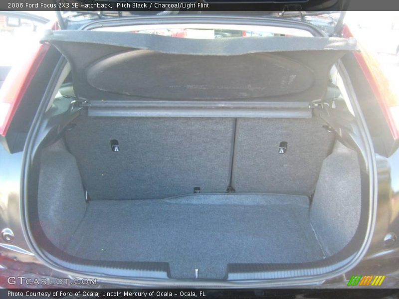 Pitch Black / Charcoal/Light Flint 2006 Ford Focus ZX3 SE Hatchback