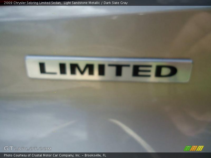 Light Sandstone Metallic / Dark Slate Gray 2009 Chrysler Sebring Limited Sedan