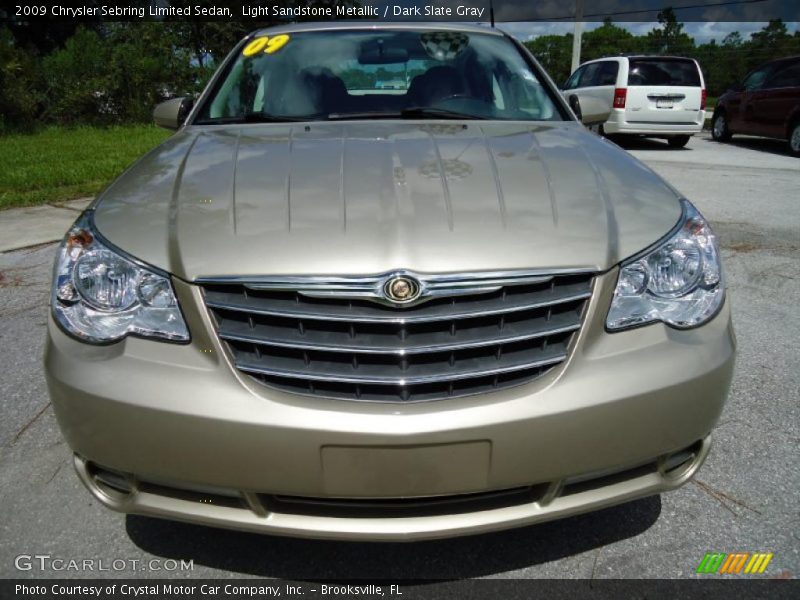 Light Sandstone Metallic / Dark Slate Gray 2009 Chrysler Sebring Limited Sedan