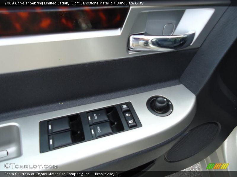 Light Sandstone Metallic / Dark Slate Gray 2009 Chrysler Sebring Limited Sedan