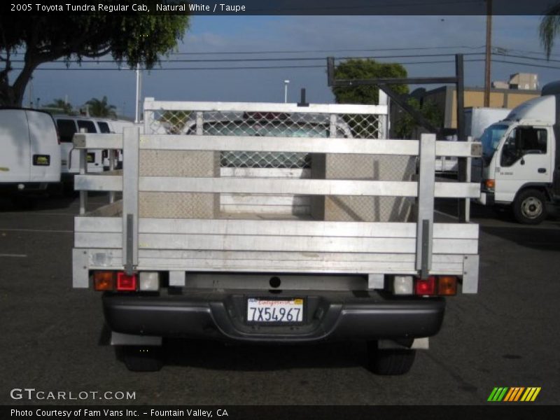 Natural White / Taupe 2005 Toyota Tundra Regular Cab