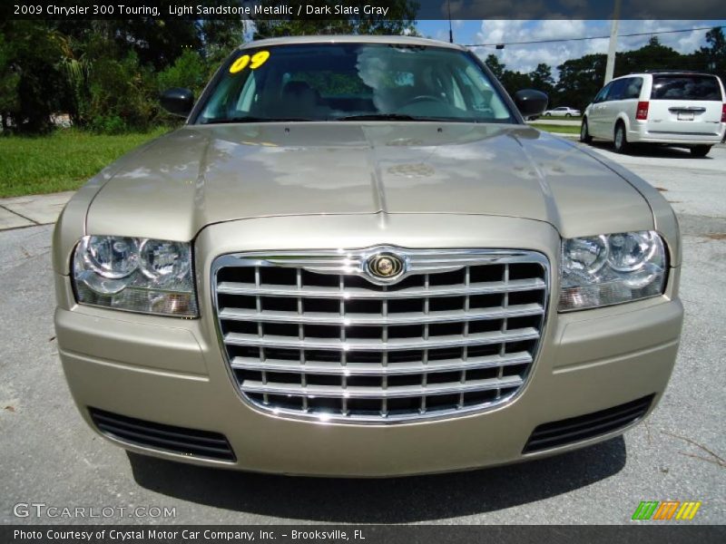 Light Sandstone Metallic / Dark Slate Gray 2009 Chrysler 300 Touring