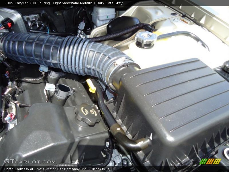 Light Sandstone Metallic / Dark Slate Gray 2009 Chrysler 300 Touring