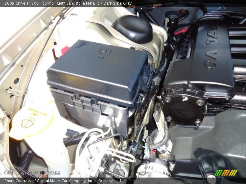 Light Sandstone Metallic / Dark Slate Gray 2009 Chrysler 300 Touring