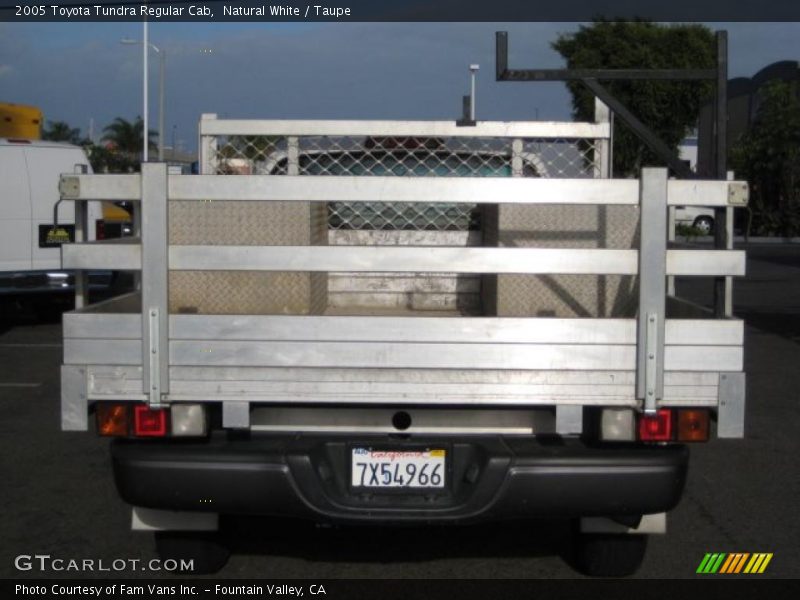 Natural White / Taupe 2005 Toyota Tundra Regular Cab
