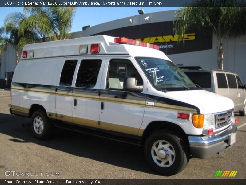 Oxford White / Medium Flint Grey 2007 Ford E Series Van E350 Super Duty Ambulance