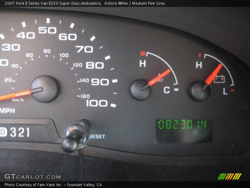 Oxford White / Medium Flint Grey 2007 Ford E Series Van E350 Super Duty Ambulance