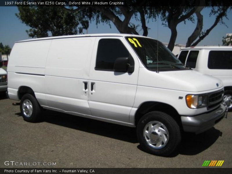 Oxford White / Medium Graphite 1997 Ford E Series Van E250 Cargo