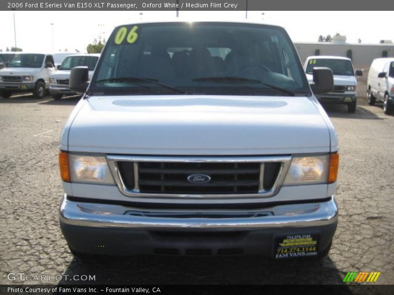 Oxford White / Medium Flint Grey 2006 Ford E Series Van E150 XLT Passenger