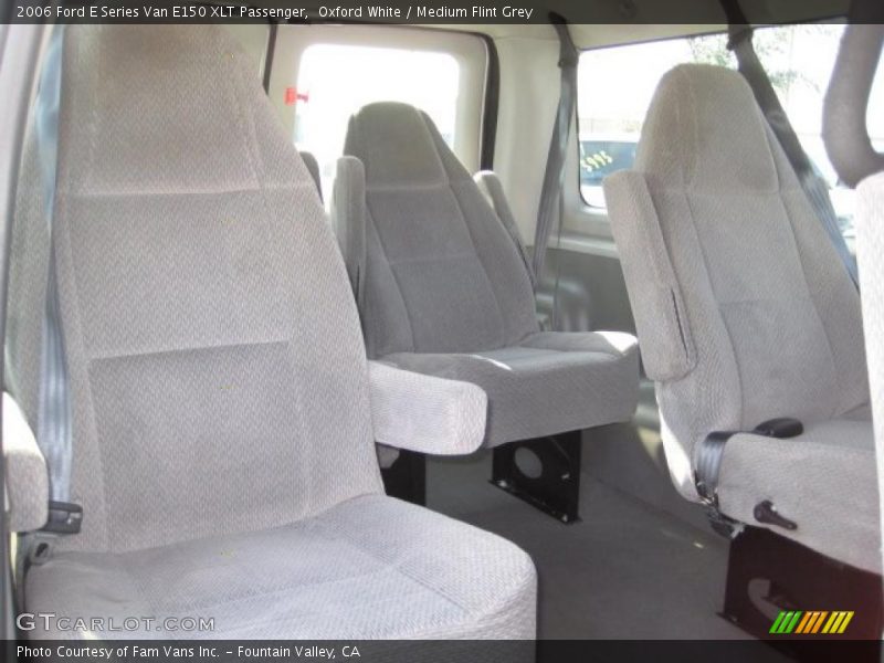 Oxford White / Medium Flint Grey 2006 Ford E Series Van E150 XLT Passenger