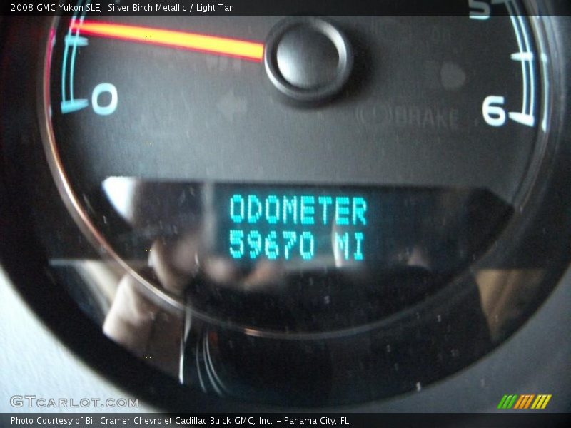 Silver Birch Metallic / Light Tan 2008 GMC Yukon SLE