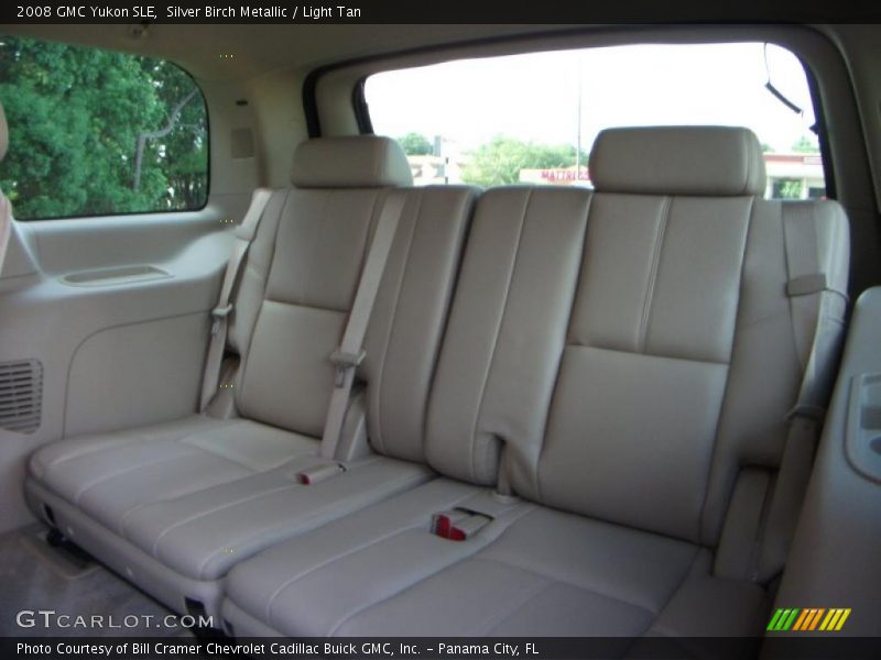 Silver Birch Metallic / Light Tan 2008 GMC Yukon SLE