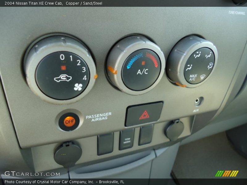 Copper / Sand/Steel 2004 Nissan Titan XE Crew Cab