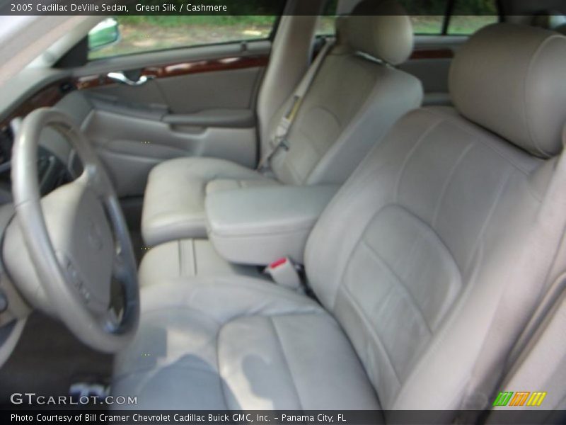 Green Silk / Cashmere 2005 Cadillac DeVille Sedan