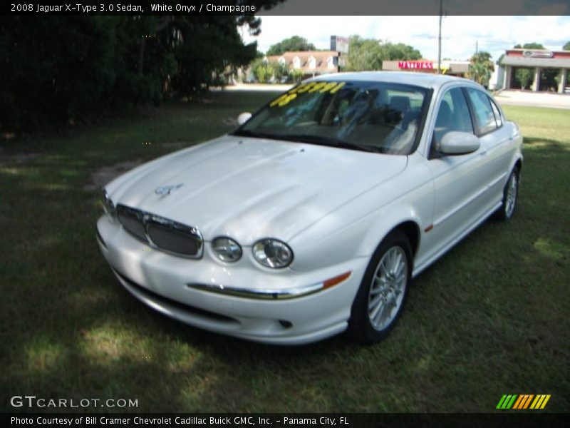 White Onyx / Champagne 2008 Jaguar X-Type 3.0 Sedan