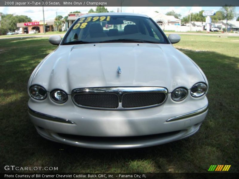White Onyx / Champagne 2008 Jaguar X-Type 3.0 Sedan