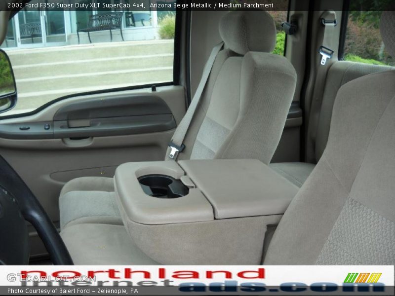 Arizona Beige Metallic / Medium Parchment 2002 Ford F350 Super Duty XLT SuperCab 4x4