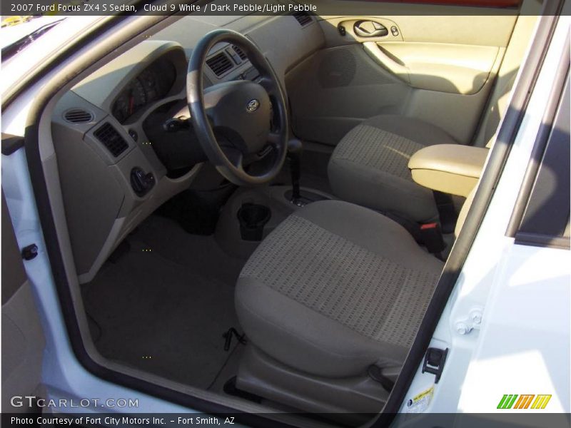 Cloud 9 White / Dark Pebble/Light Pebble 2007 Ford Focus ZX4 S Sedan