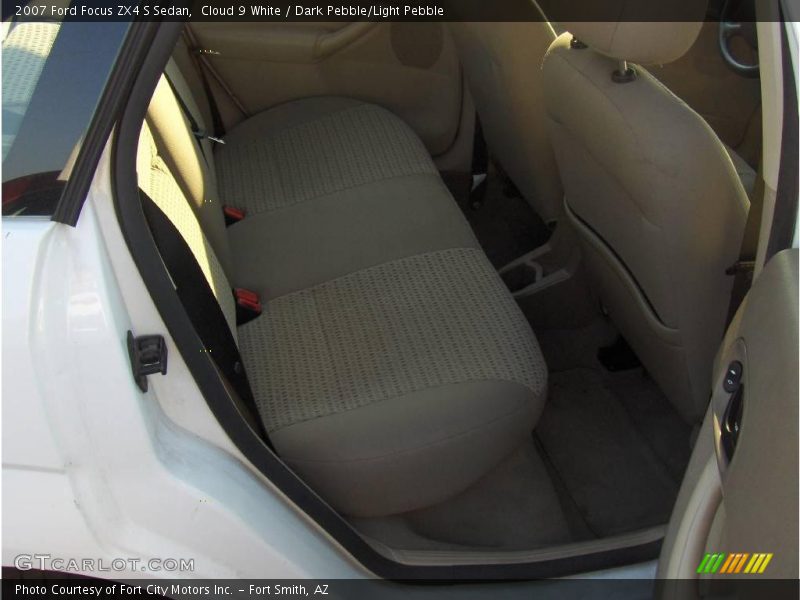 Cloud 9 White / Dark Pebble/Light Pebble 2007 Ford Focus ZX4 S Sedan