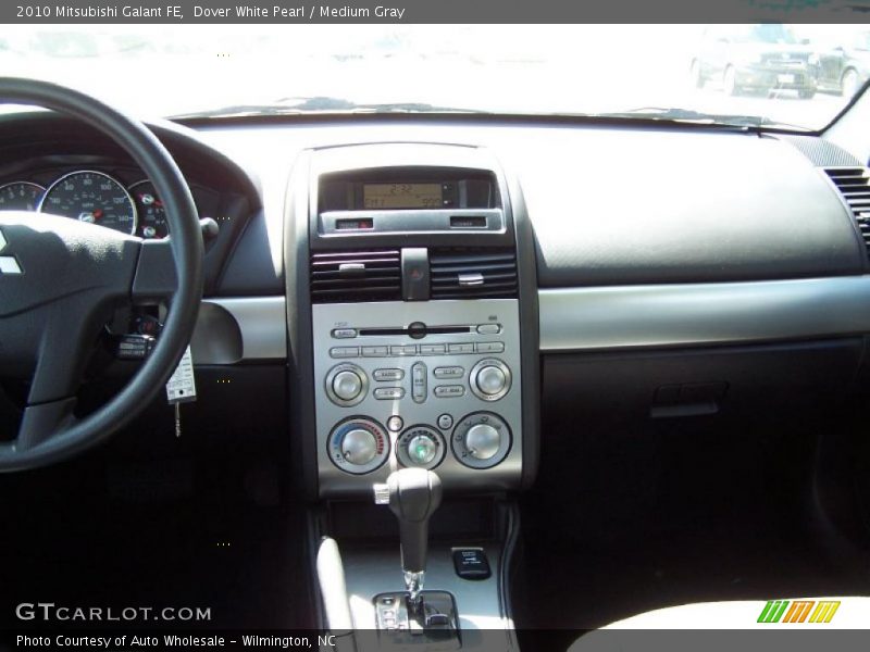 Dover White Pearl / Medium Gray 2010 Mitsubishi Galant FE