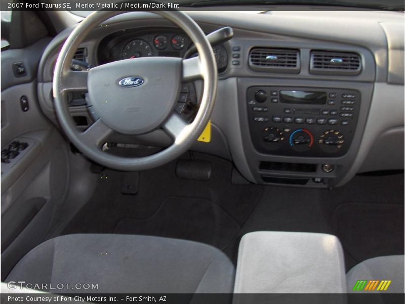 Merlot Metallic / Medium/Dark Flint 2007 Ford Taurus SE