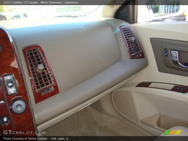 White Diamond / Cashmere 2007 Cadillac CTS Sedan