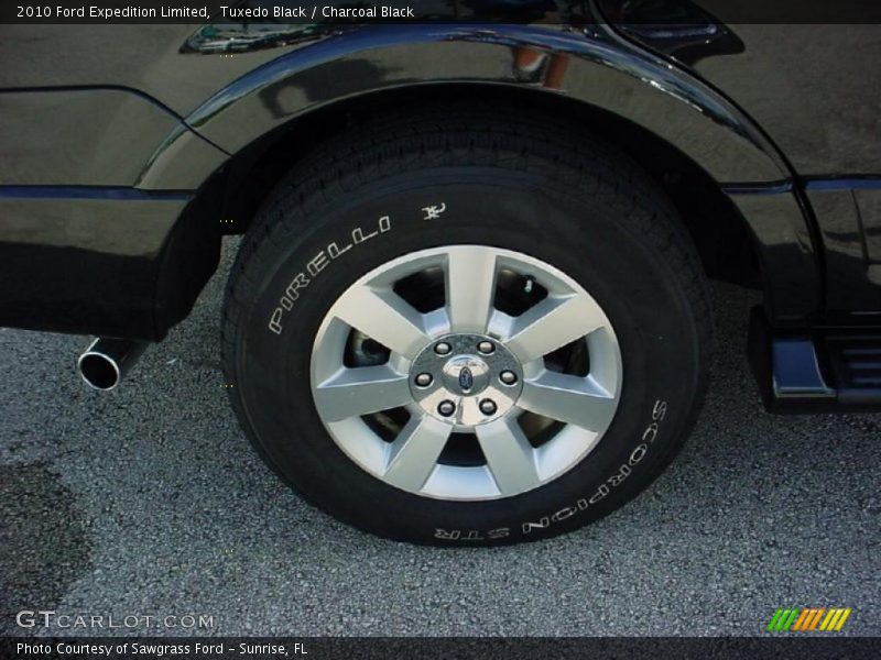 Tuxedo Black / Charcoal Black 2010 Ford Expedition Limited