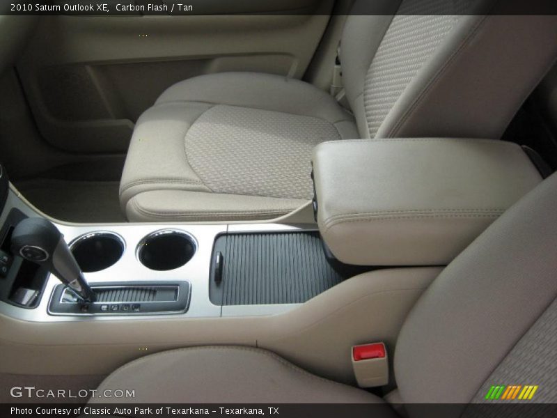 Carbon Flash / Tan 2010 Saturn Outlook XE