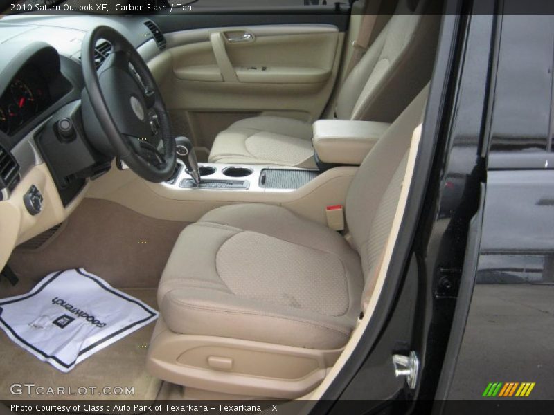 Carbon Flash / Tan 2010 Saturn Outlook XE