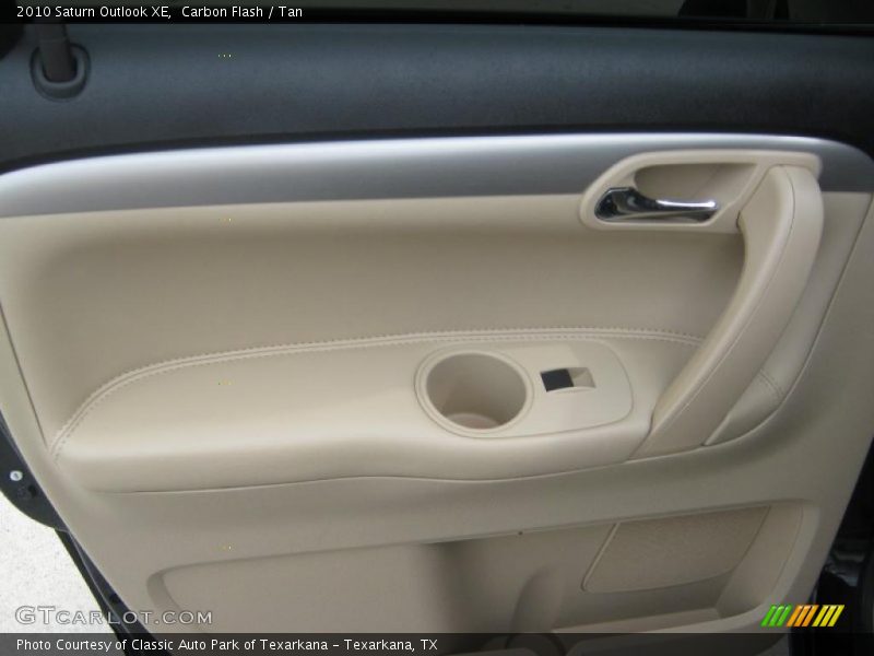 Carbon Flash / Tan 2010 Saturn Outlook XE