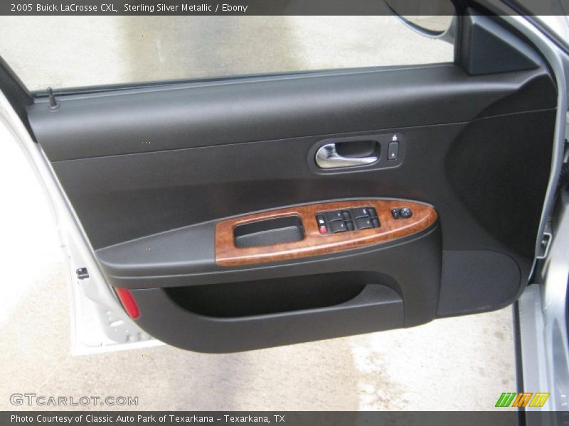Sterling Silver Metallic / Ebony 2005 Buick LaCrosse CXL