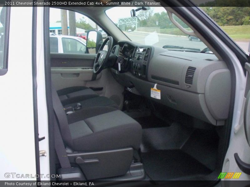 Summit White / Dark Titanium 2011 Chevrolet Silverado 2500HD Extended Cab 4x4